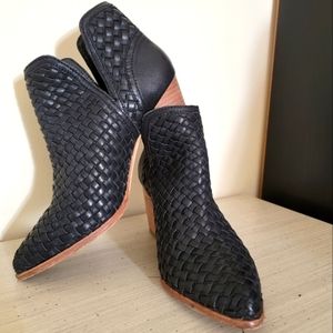 FRYE booties, Black, size 7m